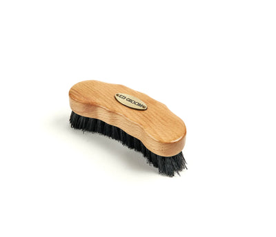 Shires EZI-GROOM Premium Equine Brushware