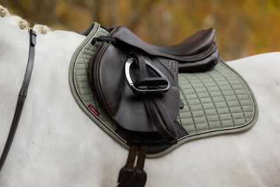 LeMieux Suede CC Square Pad FW25