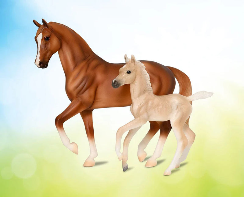 Breyer Power & Precision/Horse & Foal Set