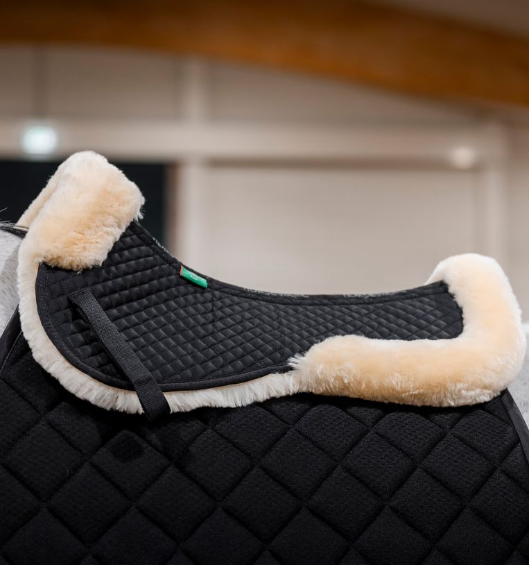 Horseware® Sheepskin Halfpad