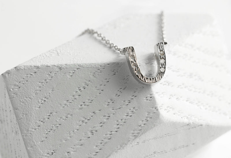 Mare Modern Goods - Horseshoe Pendant Silver