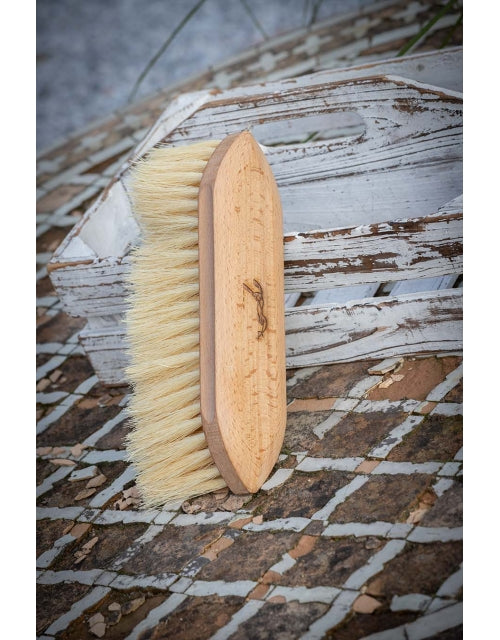 Penelope Long Hair Dandy Brush