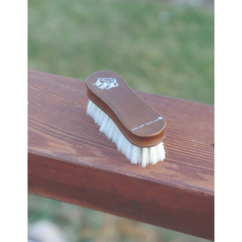 Professionals Choice Small Wooden Goat Hair Brush