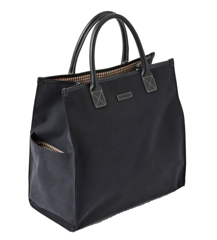 ◆GRAILZ◆ LUXE FIORE LEATHER BAG BLACK GR24FWFA02BK Zzfab Big Flower Purse with Clasp Black: Handbags: Amazon.com